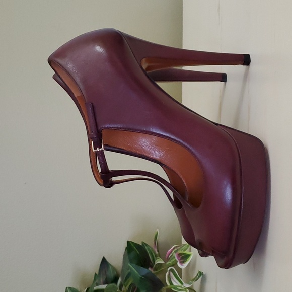 Gucci | Burgundy Leather Platform T-strap  Peep-Toe Pumps Sz 37 - Picture 6 of 9